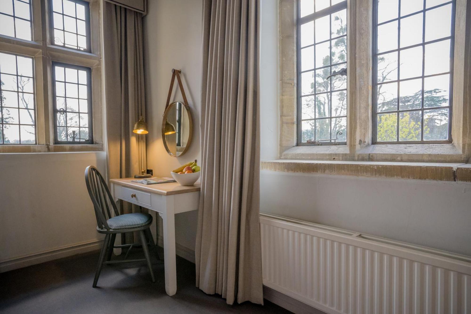 Stonehouse Court Hotel - A Bespoke Hotel Εξωτερικό φωτογραφία