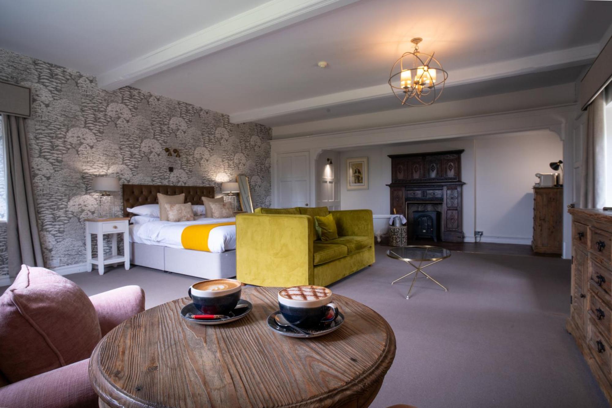 Stonehouse Court Hotel - A Bespoke Hotel Εξωτερικό φωτογραφία