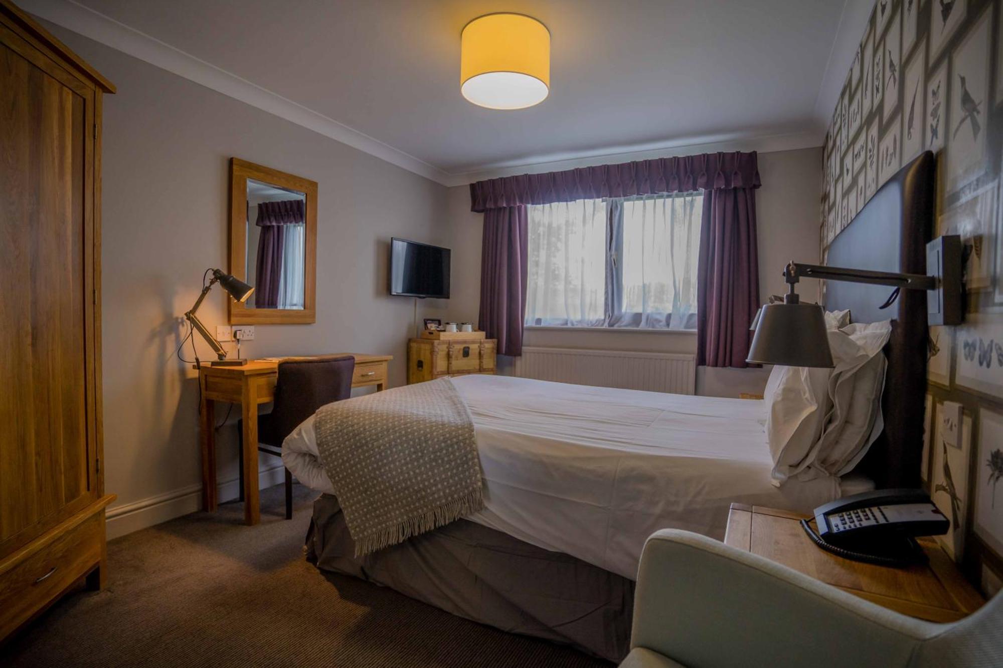 Stonehouse Court Hotel - A Bespoke Hotel Εξωτερικό φωτογραφία
