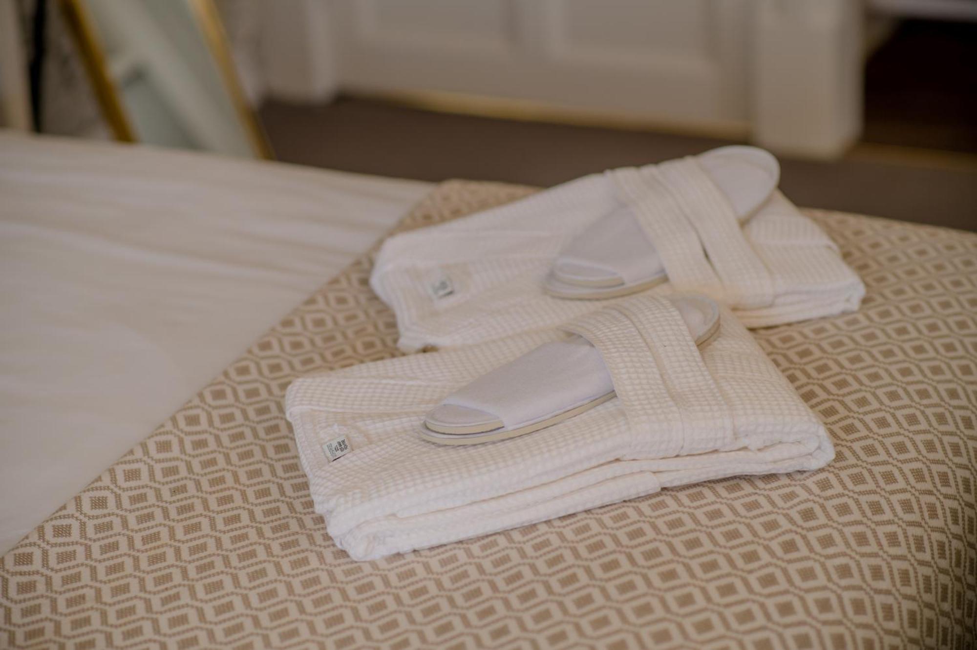 Stonehouse Court Hotel - A Bespoke Hotel Εξωτερικό φωτογραφία
