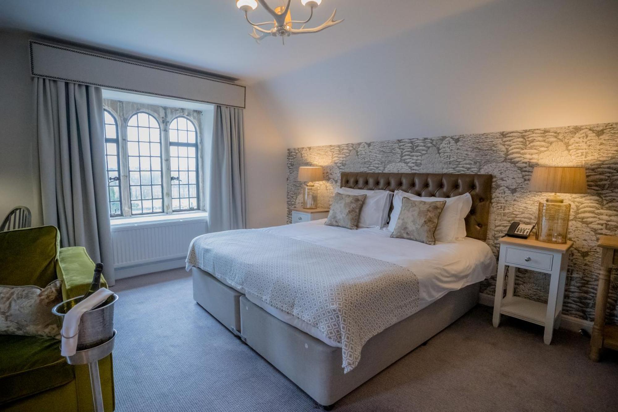Stonehouse Court Hotel - A Bespoke Hotel Εξωτερικό φωτογραφία